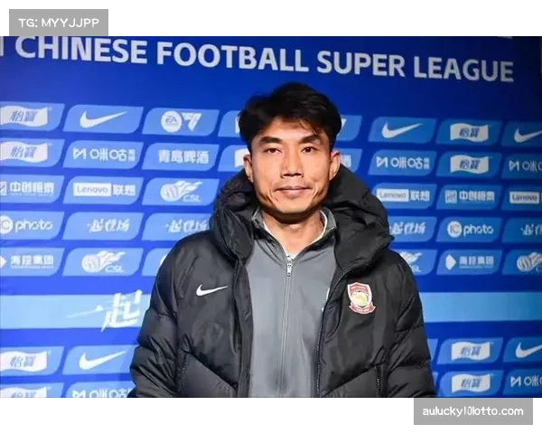 丁海峰连续失误被换下 西海岸边后卫攻防转换问题突出